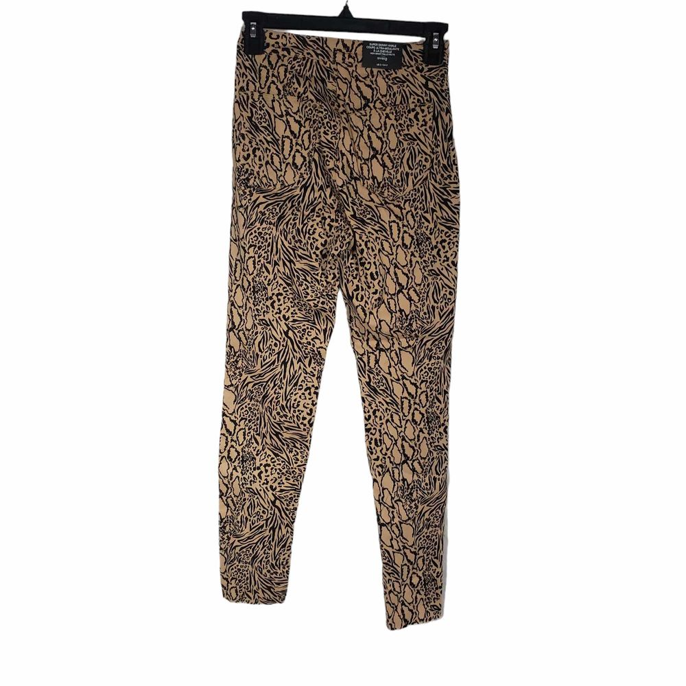 Divided by H&M size 2 Leopard Print Super Skinny Ankle Raw Hem Jeans Pants